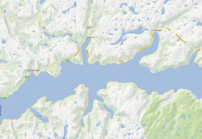Høyanger kommune strekker seg på begge sider av Sognefjorden. Hjortebestandene i kommunen er i realiteten helt adskilt og hører naturlig mer hjemme med hjort i nabokommunene på nord- og sørsiden. (Ilustrasjon: Googlemaps)